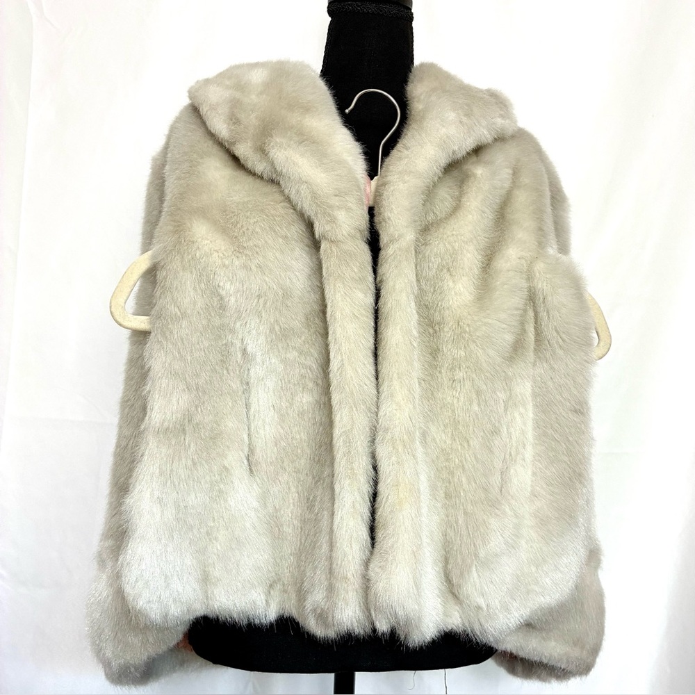 Elegant Gray Faux Fur Women's Jacket